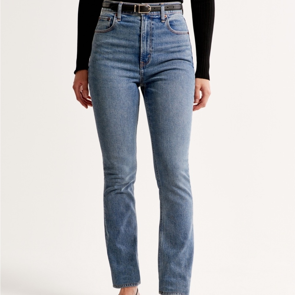 Abercrombie Slim Straight 90s High Rise Jeans
